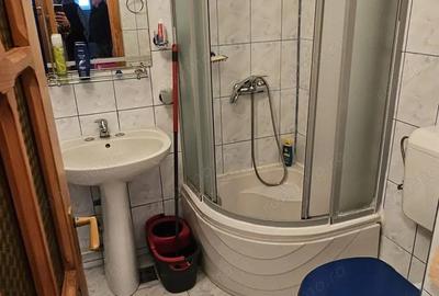 Vand apartament 4 cam cf 1 zona Govandari etajul 3 - 12