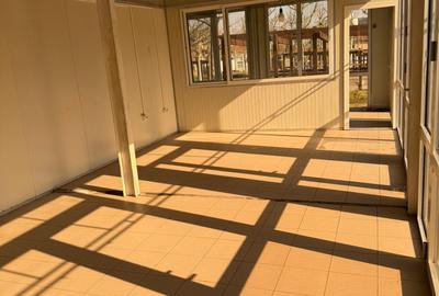 Spațiu comercial, de 60 mp, în Central - 3