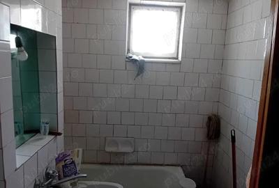 Apartament cu 2 camere decomandat în Precista - 3