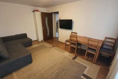 Apartament de 2 camere, 45 mp, decomandat, metrou, zona 1 Decembrie 1918 - 1