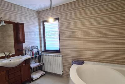 Casă cu 5 camere cu Teren 165 Mp în Domenii - 13