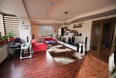 BRASADAS vinde casa 5 cam teren 743mp. 2009 Mamaia Nord. - 2