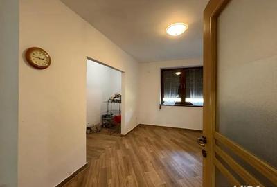 Casă cu 3 camere cu Teren 2400 Mp în Vulcan - 13