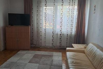 Apartament cu 3 camere decomandat în Traian - 3