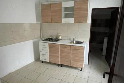 Casă cu 4 camere cu Teren 200 Mp în Stadion - 5