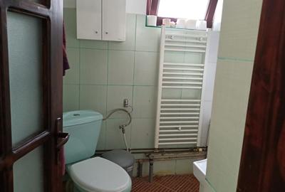 Casă cu 4 camere în Central - 2