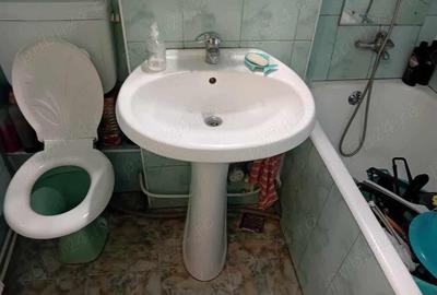 Ap 2 Cam etaj 1 Maratei Dolinex 45mp la cheie centrala termopan balcon - 2