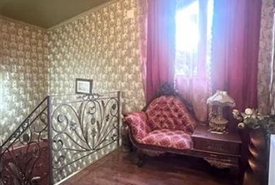 Casă individuală cu 7 camere cu Teren 660 Mp în Lazu - 16