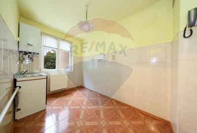 Apartament cu 2 camere, Tractorul! - 3