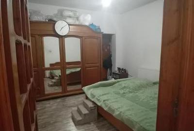 Blv BUCURESTI - casa P+1, 6cam, S-200mp - 155000 euro - 14