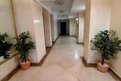 Vând apartament de 3 camere cu suprafață de 66 mp plus balcon de 4 mp - 12