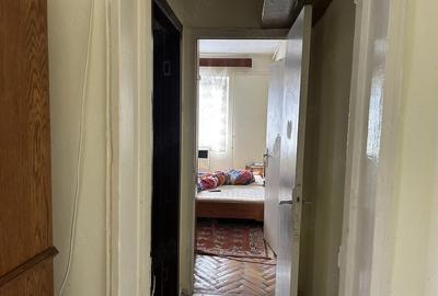 Apartament cu 3 camere decomandat în Petros - 5