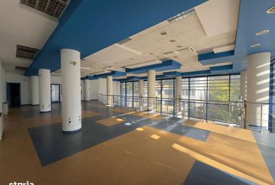 Spațiu comercial, de 396 mp, în Central - 5