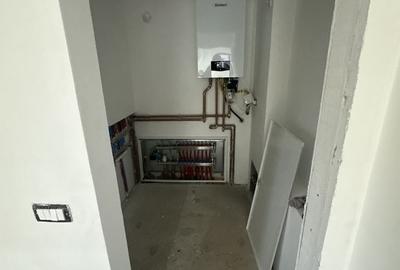 Casă cu 5 camere cu Teren 830 Mp în Exterior Vest - 2