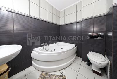 Casă individuală cu 11 camere cu Canalizare în Bran - 26