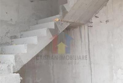 Conac Boieresc P 1 Ultracentral 695mp construiti, teren 466 - 30