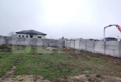 Teren de 450 mp, în Central - 7