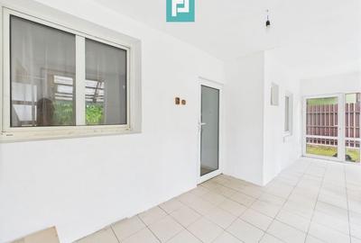 Casă cu 2 camere cu Teren 418 Mp în UTA - 6