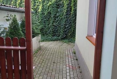 Casa cu 3 camere, mobilat si utilata, zona Platinia - 10