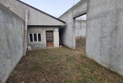 Spațiu comercial, în Poarta Albă - 12