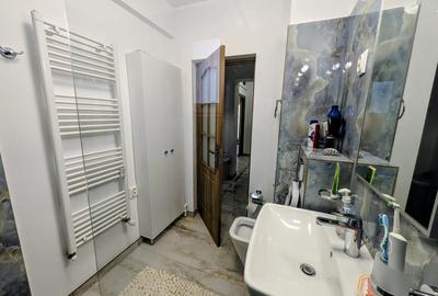Apartament cu 2 camere decomandat, mobilat în Pajura - 4