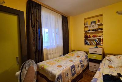 Casă cu 5 camere cu Teren 300 Mp în Mihai Bravu - 7