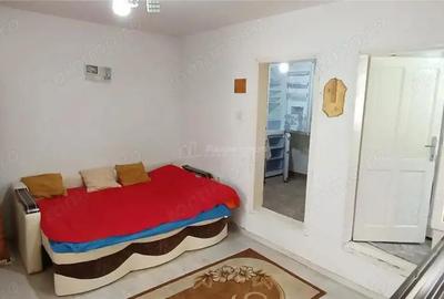 MOLDOVA NOUA, zona centrala, Casa 4 camere, 2 bai si garaj - 16