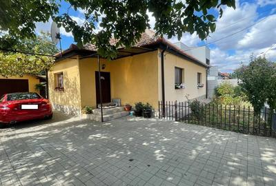Casă cu 4 camere în Ronaț