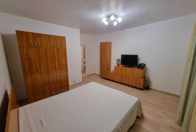 Garsonieră decomandată în Nicolina - 1