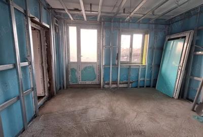 Casă cu 5 camere cu Teren 1638 Mp în Tufești - 4