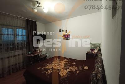 Apartament cu 3 camere decomandat, mobilat în Micro 11 - 6