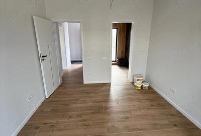 Casă cu 3 camere cu Teren 310 Mp în Moșnița Nouă - 1