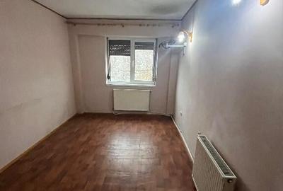 Apartament 3 camere Garii ,Liber - 12