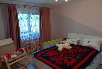 Casă cu 4 camere cu Teren 1400 Mp în Valea Nucarilor - 9