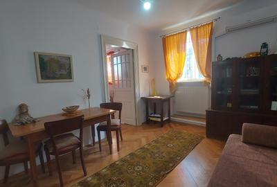 Apartament cu 5 camere decomandat în P-ța Unirii - 22