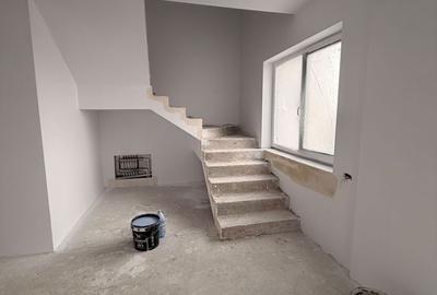 Apartament cu 4 camere în Central - 11
