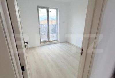 Casă cu 4 camere cu Teren 300 Mp în Sânpetru