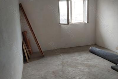 Casă cu 3 camere cu Teren 5900 Mp în Conțești - 4