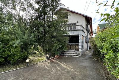 Casă cu 4 camere în Central - 8