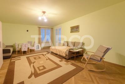 Apartament spatios de vanzare cu 3 camere la etajul 1 in Orasul de Jos - 5