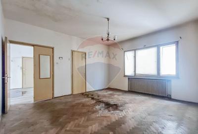 Apartament cu 3 camere semidecomandat în Magheru - 18