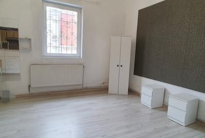 Mosilor, Armeneasca, str.Corbeni, garsoniera in vila, firma/locuit - 3