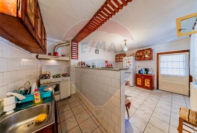 Imobil cu spatiu comercial stradal de vanzare in Arad - 29