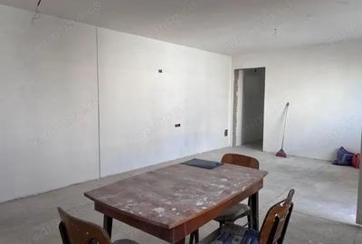 Apartament 4 camere in Deva, zona Piata Centrala - 3