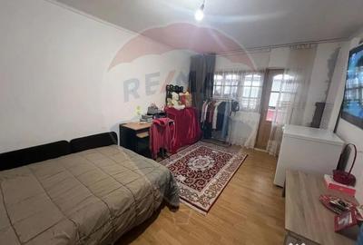 Apartament cu 3 camere decomandat în Central - 10