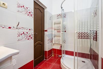 Apartament spatios cu 5 camere de vanzare I Comision 0% - 22