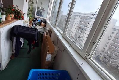 Apartament cu 3 camere decomandat în Apusului - 6