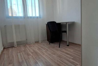 Casă cu 3 camere cu Teren 50 Mp în Central - 2