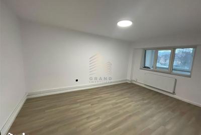 Spațiu comercial, de 60 mp, în Decebal - 4