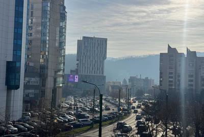 Apartament cu 3 camere decomandat, mobilat în Centrul Civic - 8